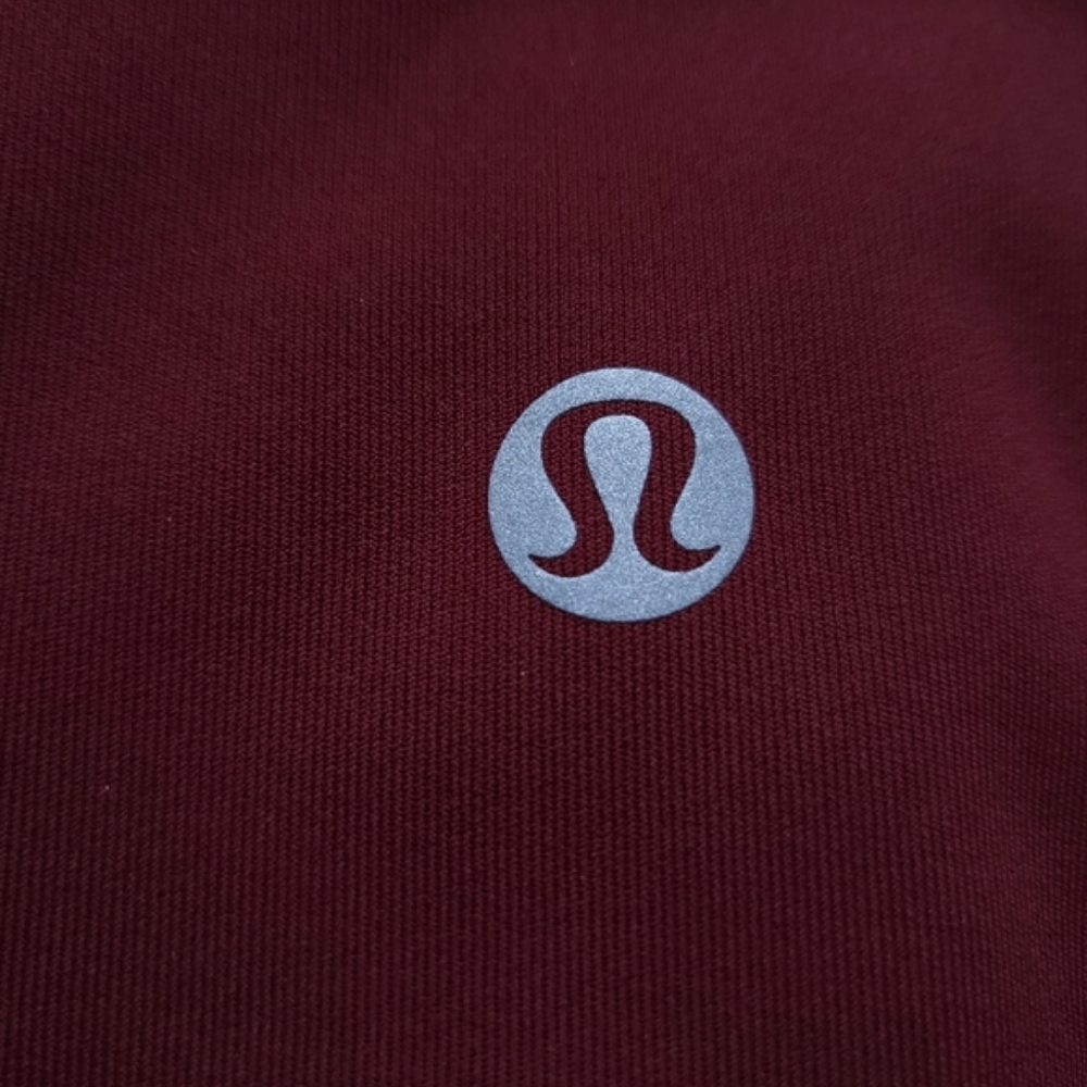🍋Like New Lululemon Body Con Crop - Picture 12 of 13